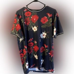 New DENIM & FLOWER medium black/red shirt. Red flowers/green leafs.